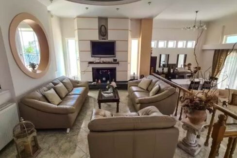 Villa with sea view 1 hour form Athens, Nea Peramos for Sale. Property Outside Attica for sale 18
