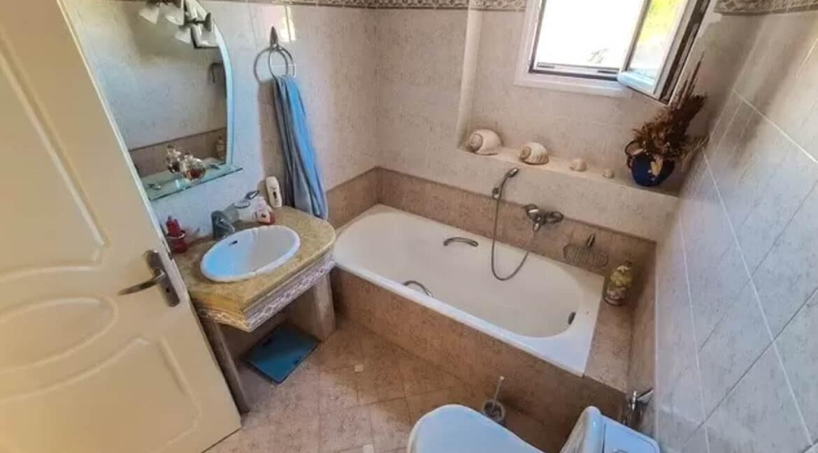 Villa with sea view 1 hour form Athens, Nea Peramos for Sale. Property Outside Attica for sale 19