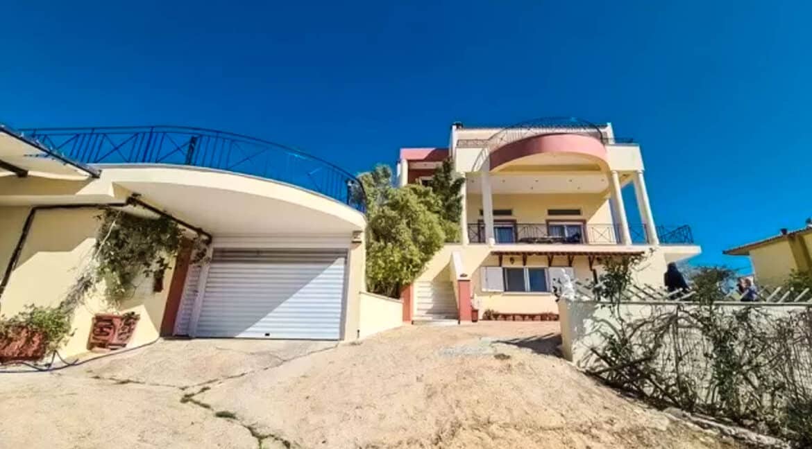 Villa with sea view 1 hour form Athens, Nea Peramos for Sale. Property Outside Attica for sale 2