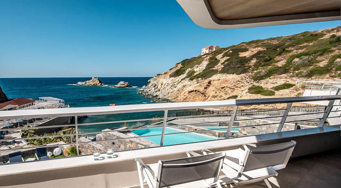 Beachfront Villa for sale in Crete. Seafront Property Heraklio Crete 22