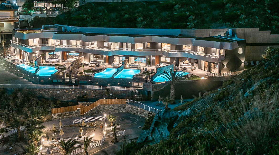 Beachfront Villa for sale in Crete. Seafront Property Heraklio Crete 25
