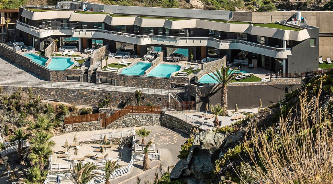 Beachfront Villa for sale in Crete. Seafront Property Heraklio Crete 27