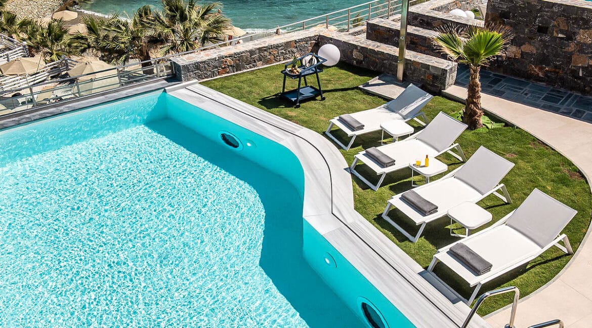 Beachfront Villa for sale in Crete. Seafront Property Heraklio Crete 8