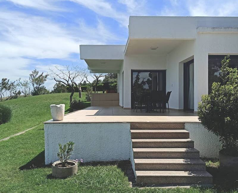 Building in very big land plot (200.000sqm) near Thessaloniki 4