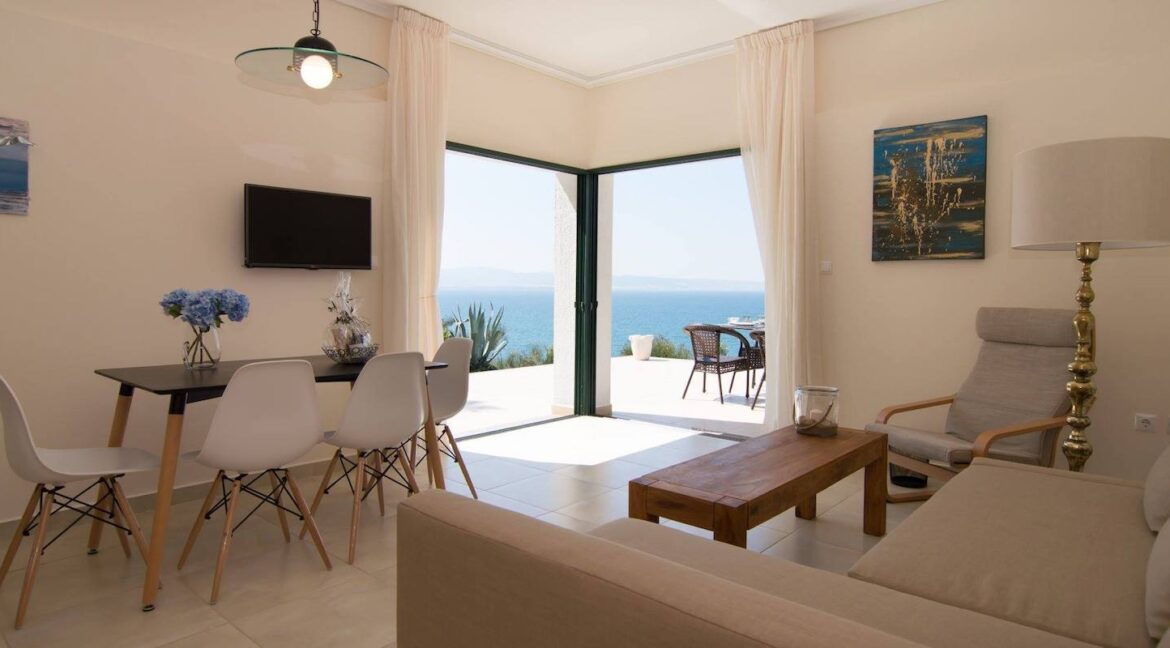 Building in very big land plot (200.000sqm) near Thessaloniki 7