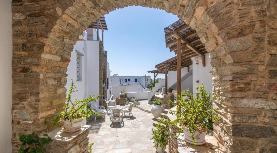Hotel Cyclades Greece for sale. Buy Small Hotel on Greek Island 3