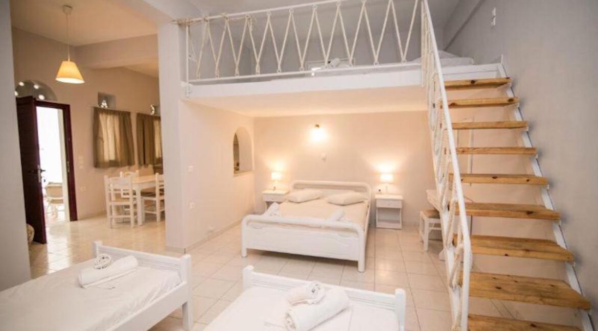Hotel Cyclades Greece for sale. Buy Small Hotel on Greek Island 4