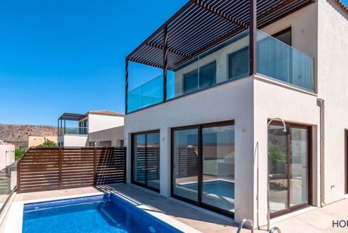 House with sea view and pool near Chania Crete 3