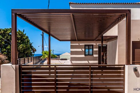 House with sea view and pool near Chania Crete 8