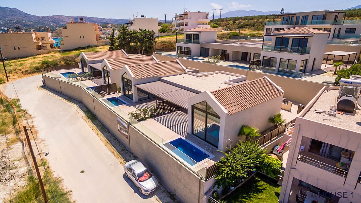 House with sea view and pool near Chania Crete, in a complex