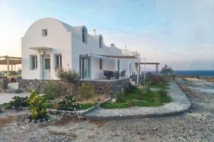 Houses for Sale Santorini Finikia, Santorini Greece Homes. Properties in Santorini Island Greece
