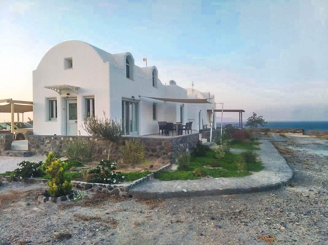 3 Houses for Sale Santorini Finikia near Oia