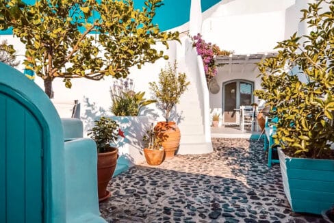 Houses in Megalochori Santorini, Buy House Santorini Greece 18