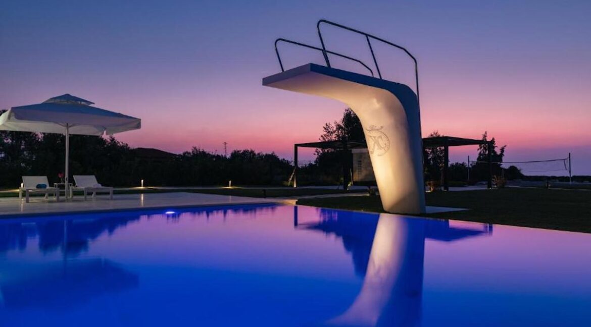 Luxury Seafront Villa Nea Moudania Halkidiki for sale, Luxury Properties Halkidiki Greece 16