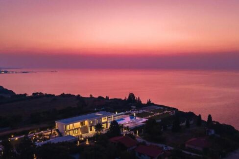 Luxury Seafront Villa Nea Moudania Halkidiki for sale, Luxury Properties Halkidiki Greece 17