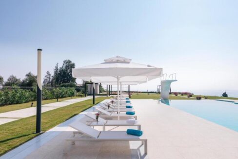 Luxury Seafront Villa Nea Moudania Halkidiki for sale, Luxury Properties Halkidiki Greece 24