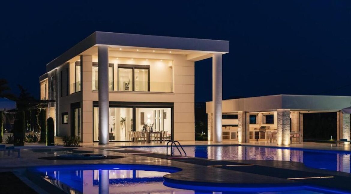 Luxury Seafront Villa Nea Moudania Halkidiki for sale, Luxury Properties Halkidiki Greece 27