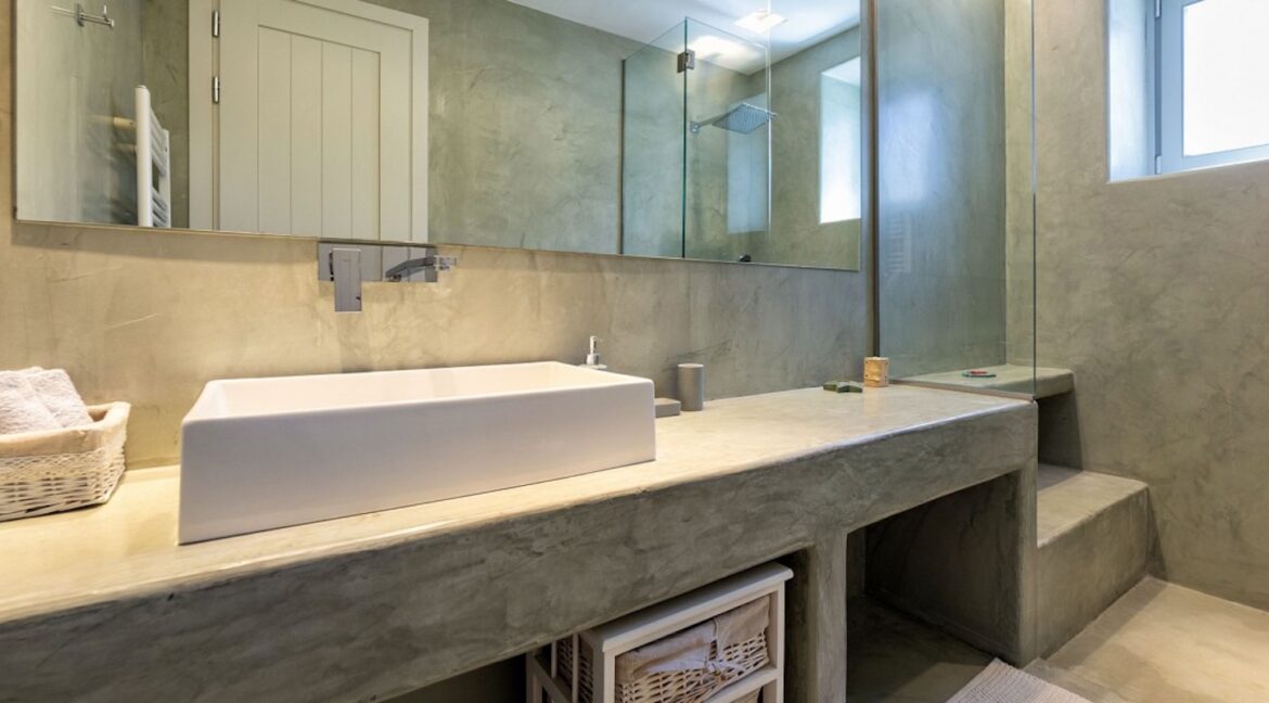 Luxury villa Paros Cyclades in Greece, Paros Properties for sale 32