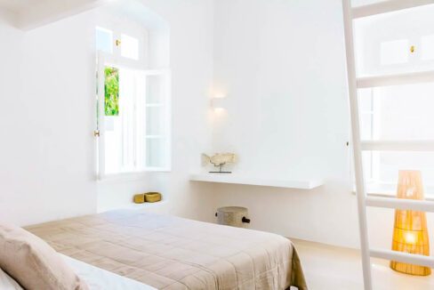 Paros Naoussa for sale, Paros Properties 18