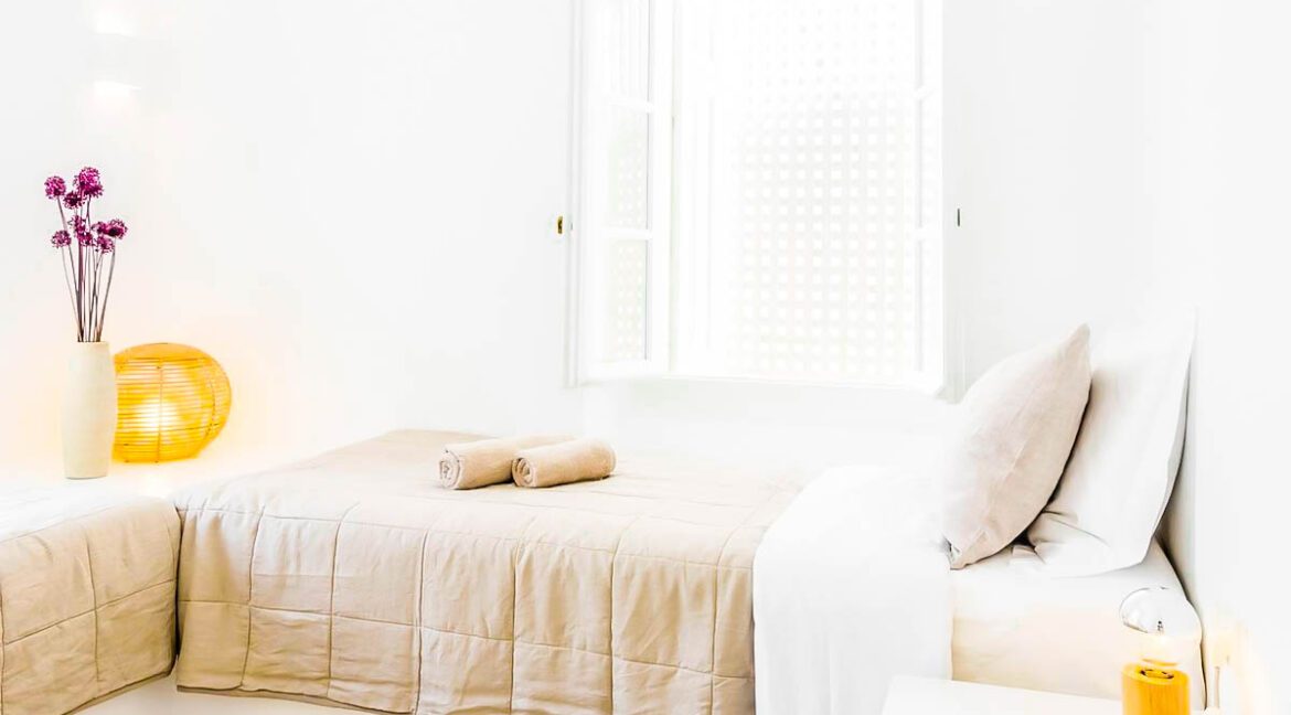 Paros Naoussa for sale, Paros Properties 21