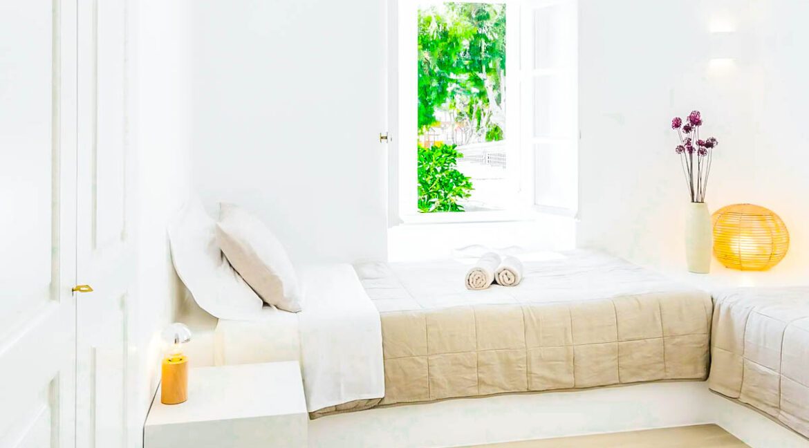 Paros Naoussa for sale, Paros Properties 22