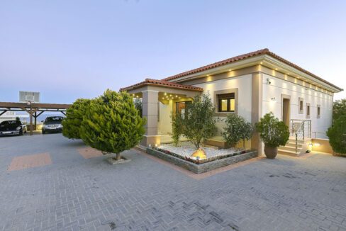 Property in Heraklion Crete, Gouves. Villa for Sale in Crete Greece 1