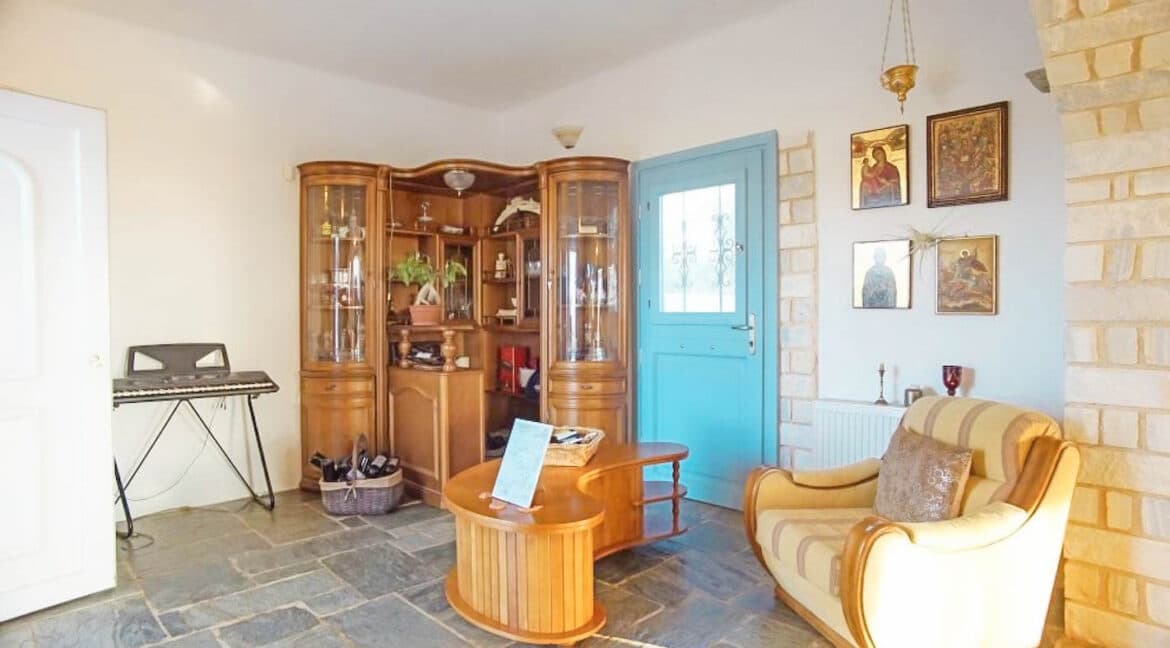 Property in Paros Pounda for sale, Paros Greece Properties, Paros Homes 16