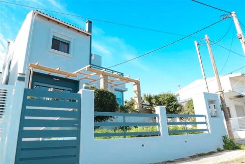 Seafront House Central Greece,  Seafront property in Greece 7