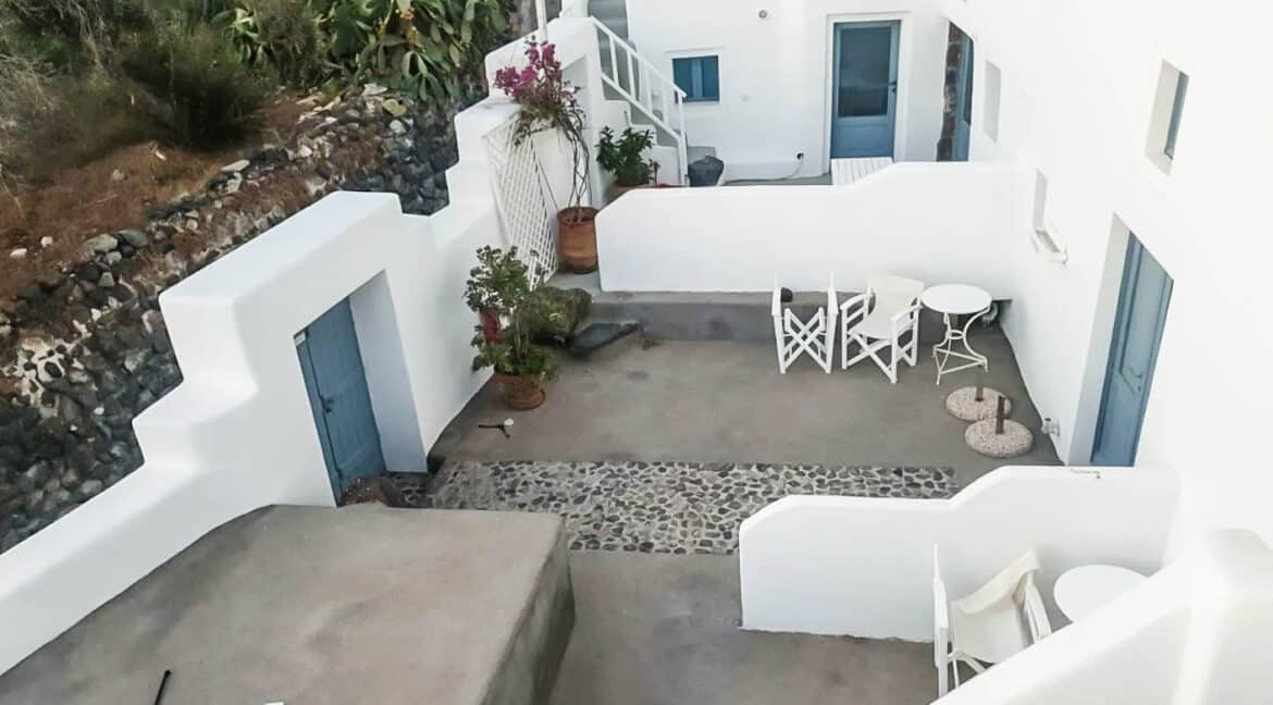 Small Hotel for Sale Finikia Oia Santorini, Hotel Sales Santorini Greece, Santorini Real Estate 8