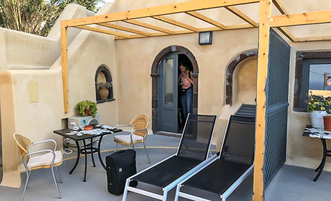 Apartments for Sale in Santorini Finikia, Villa for sale Santorini A 1