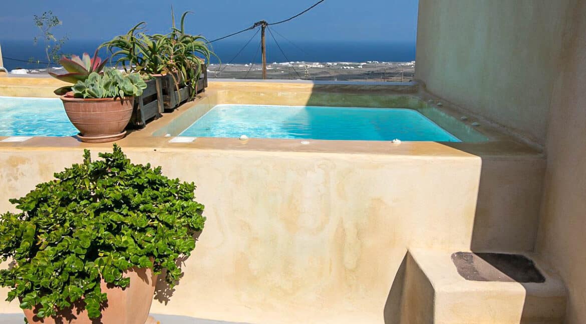 Apartments for Sale in Santorini Finikia, Villa for sale Santorini A 6