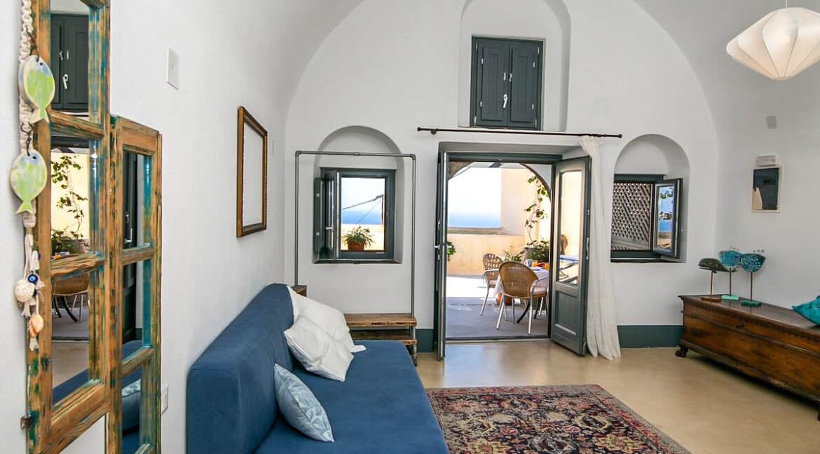 Apartments for Sale in Santorini Finikia, Villa for sale Santorini B 3