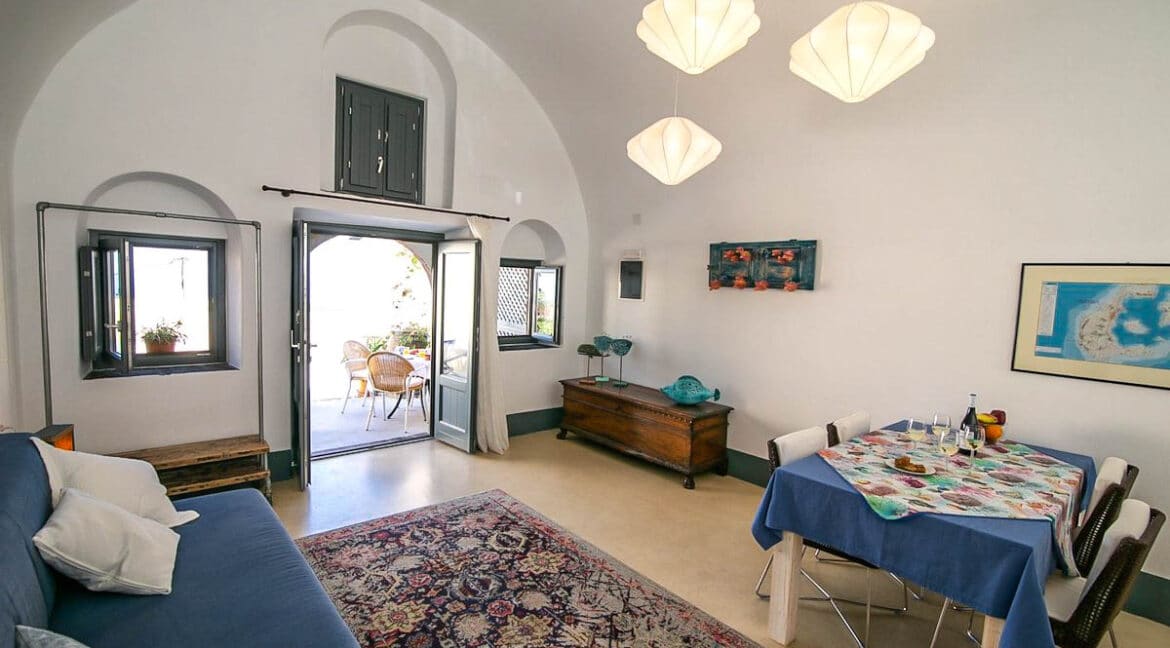 Apartments for Sale in Santorini Finikia, Villa for sale Santorini B 5