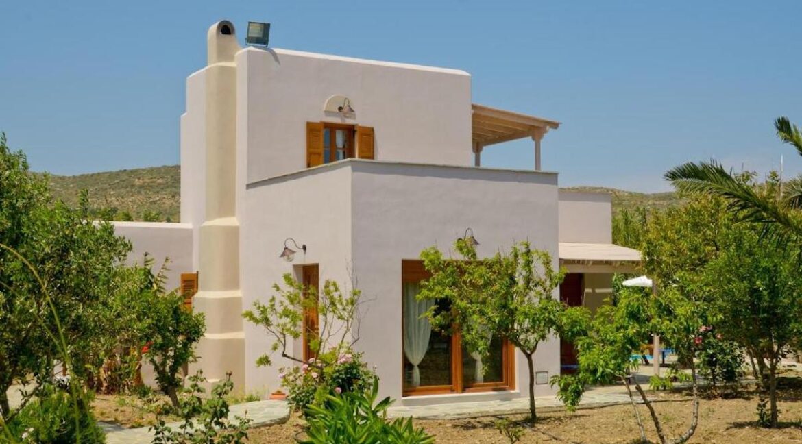 House for Sale with Pool in Naxos Island in Greece. Properties in Cyclades Greece. Naxos Island Property 6