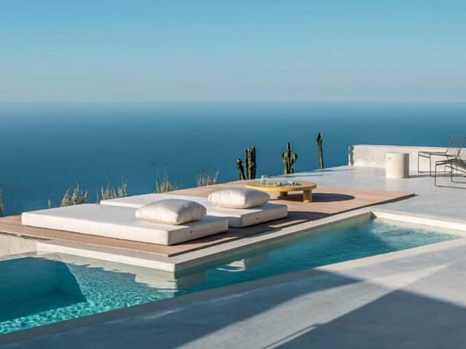 Luxury suites in Santorini Greece for sale, Santorini Villa for Sale, Santorini Property for Sale