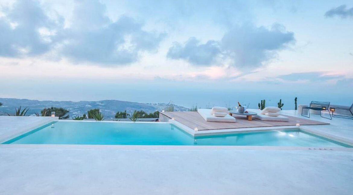 Luxury suites in Santorini Greece for sale, Santorini Villa for Sale, Santorini Property for Sale 2