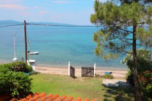 New Seafront House in Halkidiki