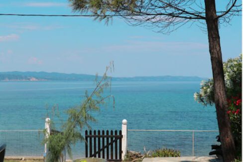New Seafront House in Halkidiki 5