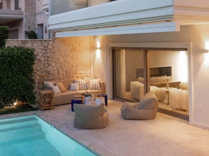 Excellent Property at Voula Athens near the sea, Villa South Athens, Villa with Pool Athens Greece