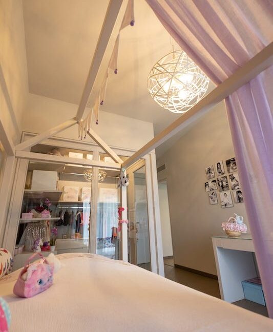 Excellent Property at Voula Athens near the sea, Villa South Athens, Villa with Pool Athens Greece 13