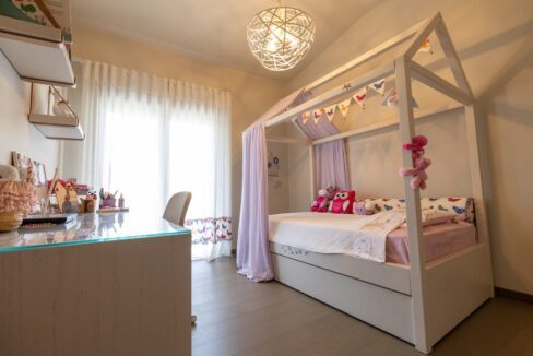 Excellent Property at Voula Athens near the sea, Villa South Athens, Villa with Pool Athens Greece 14