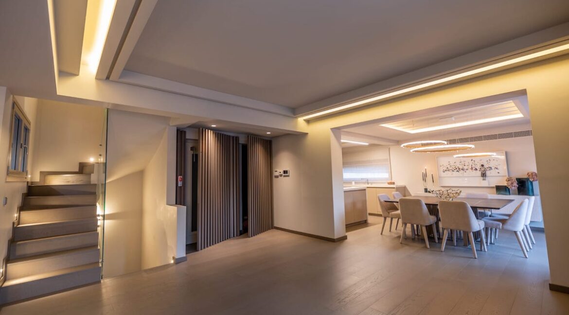 Excellent Property at Voula Athens near the sea, Villa South Athens, Villa with Pool Athens Greece 17