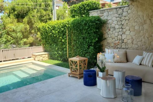 Excellent Property at Voula Athens near the sea, Villa South Athens, Villa with Pool Athens Greece 3