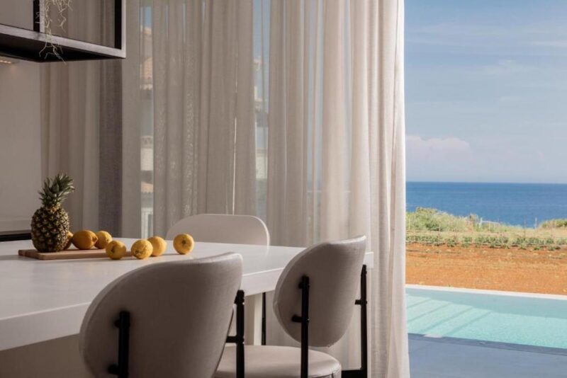 Luxury villa Zakynthos Greece for sale in 37.81708605,20.870248873063,13