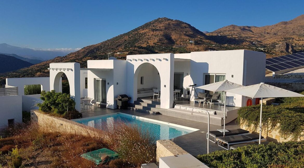 Villas for sale South Crete Greece for sale. Invest in Greek island, Hotel for sale Crete 1