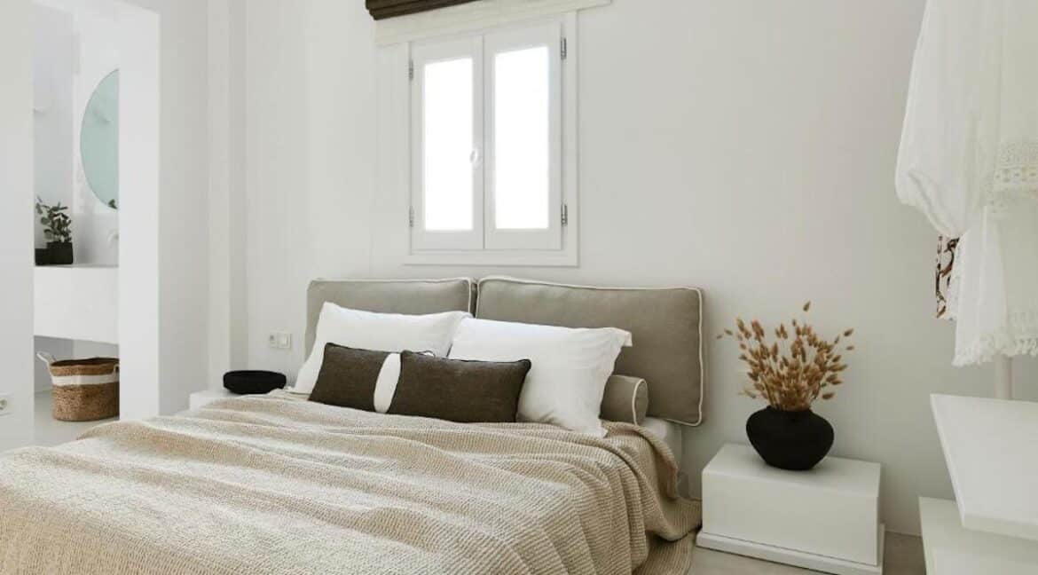 Big house Santorini for sale, Two separate apartments in Santorini Greece for sale 12