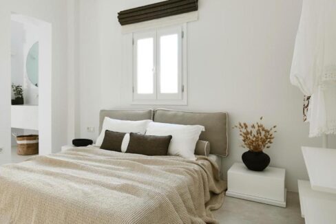 Big house Santorini for sale, Two separate apartments in Santorini Greece for sale 12