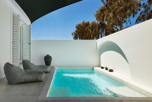 Big house Santorini for sale, Two separate apartments in Santorini Greece for sale 13