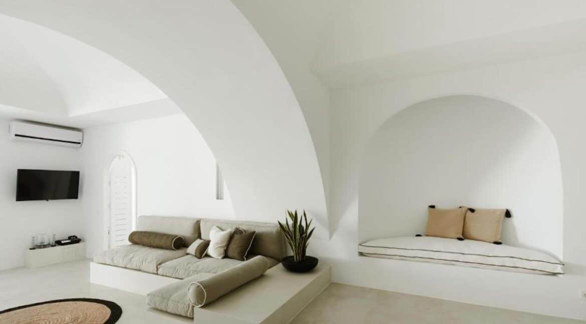 Big house Santorini for sale, Two separate apartments in Santorini Greece for sale 6
