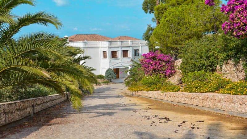 Propriété privée en bord de mer à vendre sur l'île de Spetses, près d'Athènes in 37.25869575,23.139719118007,7